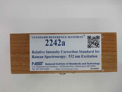 SRM 2242a  拉曼光譜的相對強(qiáng)度校正標(biāo)準(zhǔn)：532 nm激發(fā)標(biāo)準(zhǔn)品